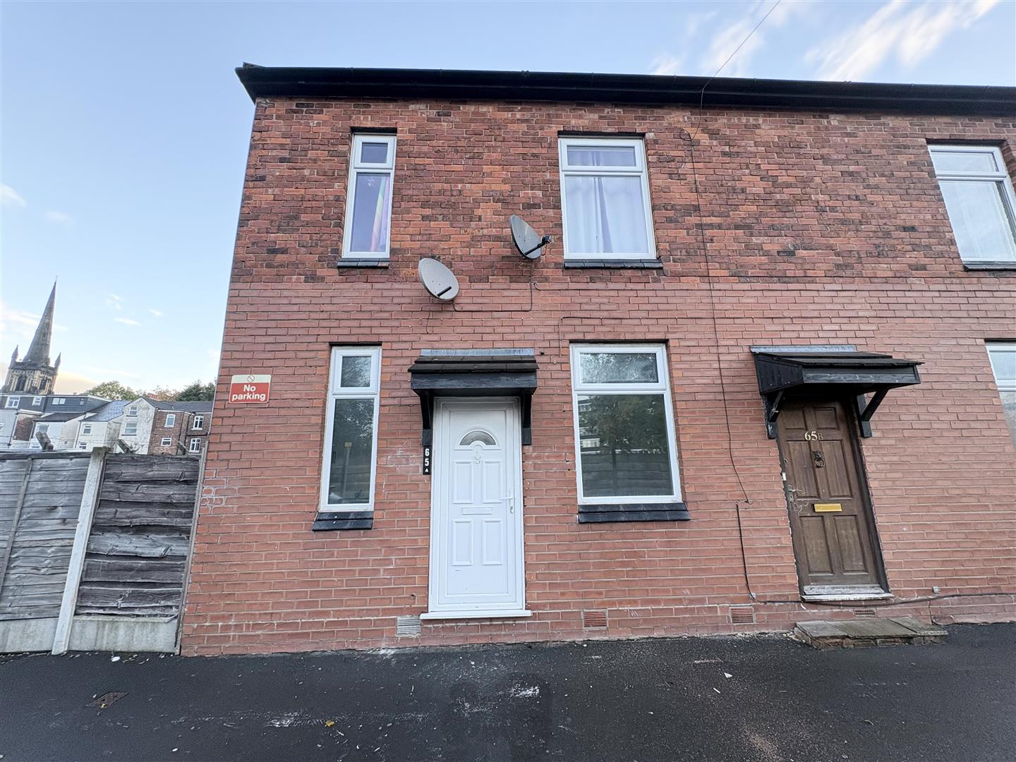Flat Parsonage Street in Stockport
