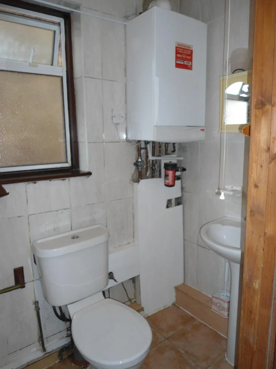 Flat Denbigh Road in Greater London