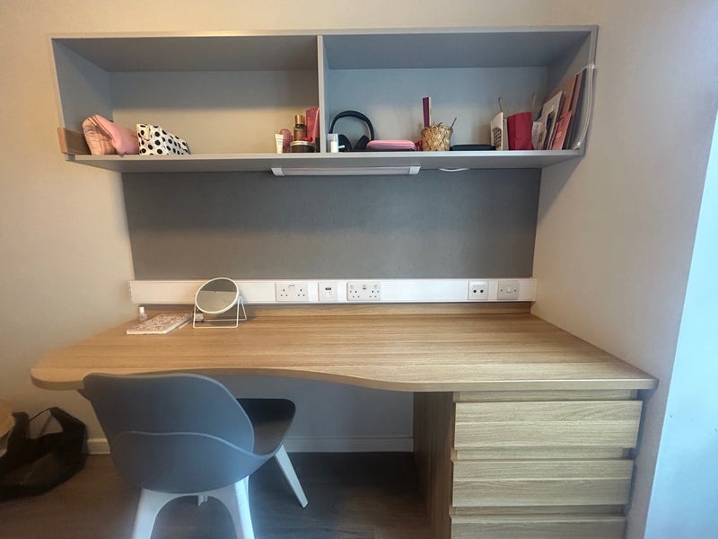 Room Lakeside Way in Greater London