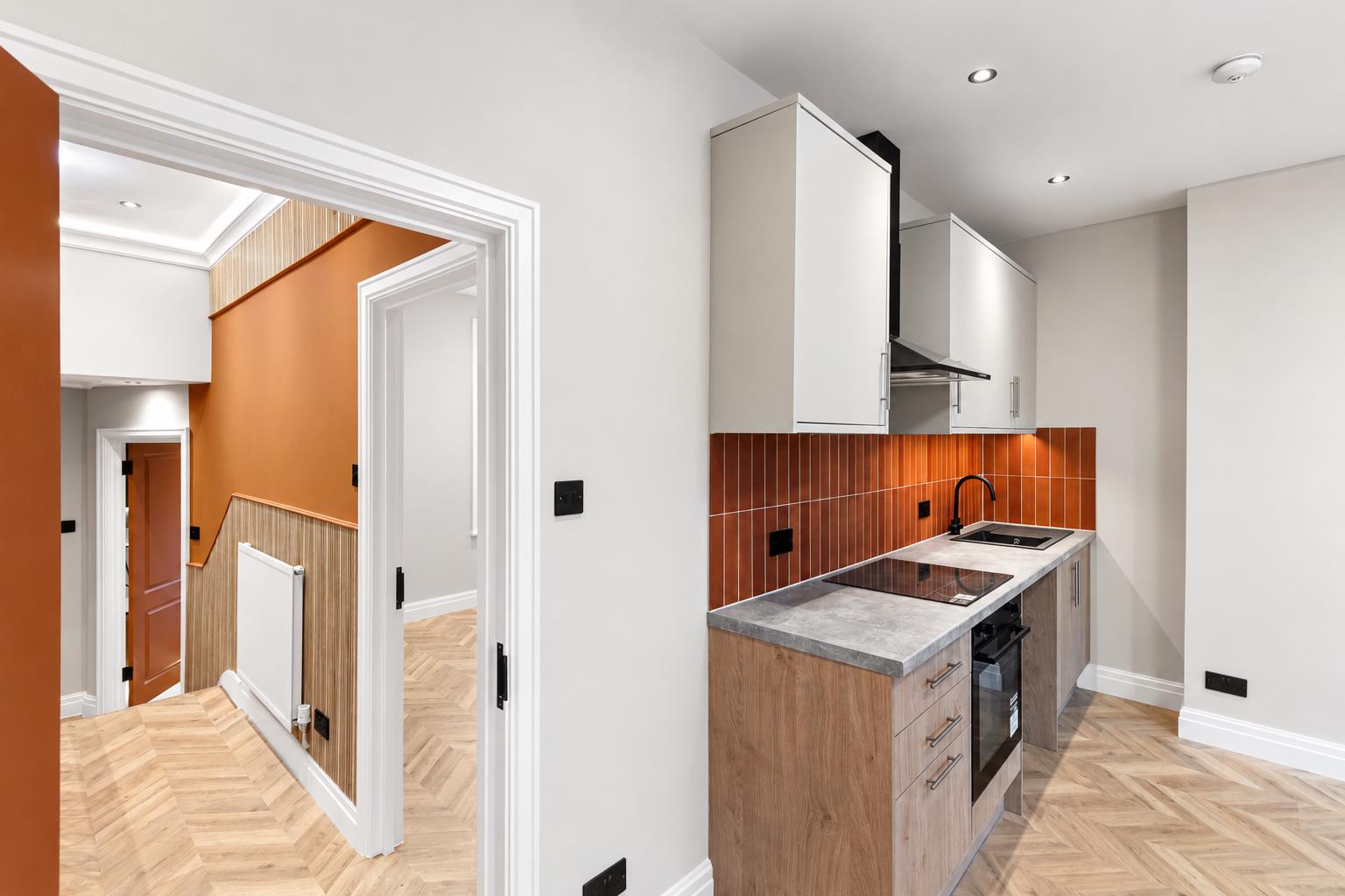 Flat Villiers Road in Greater London