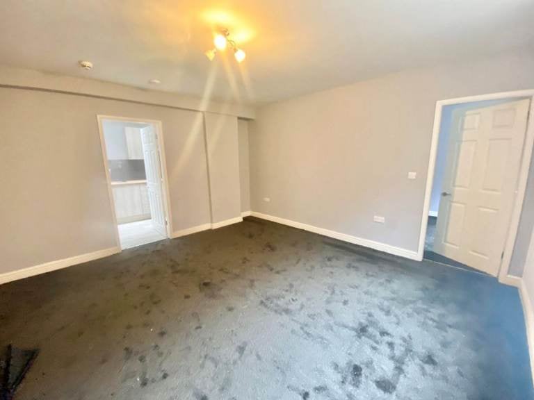 Flat Albert Street in Mansfield Woodhouse