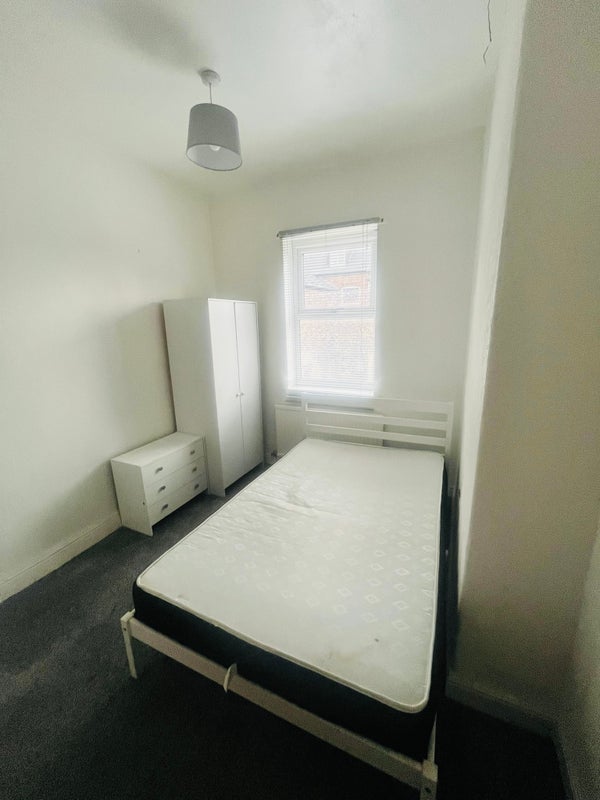 Flat Tootal Road in Salford