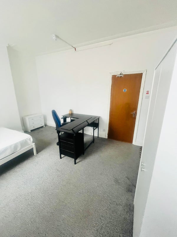 Flat Tootal Road in Salford