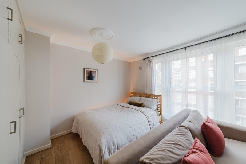 Flat Clarence Road in Greater London