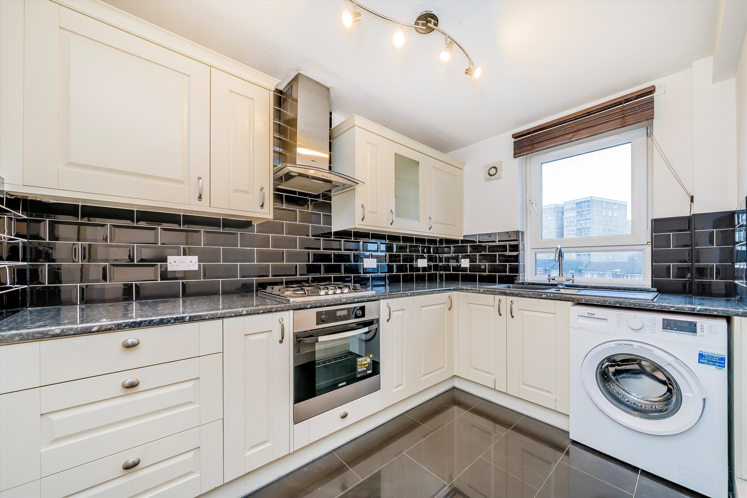 Flat Burrage Road in Greater London