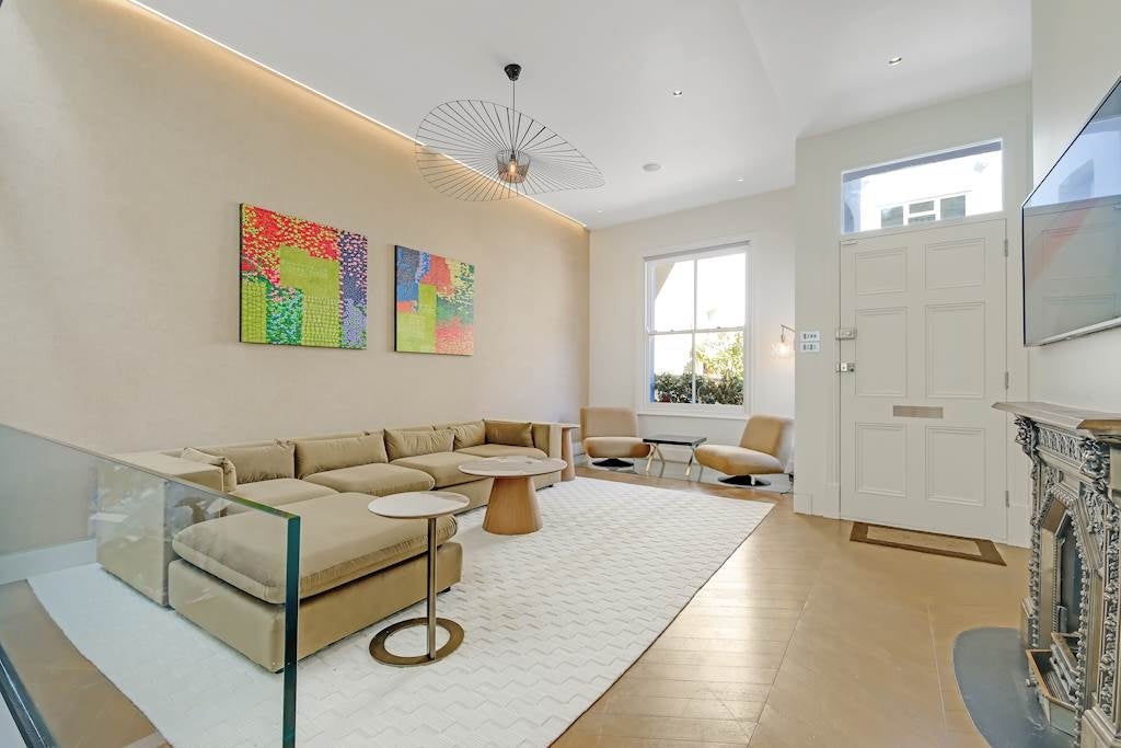 House Kingsland Road in Greater London