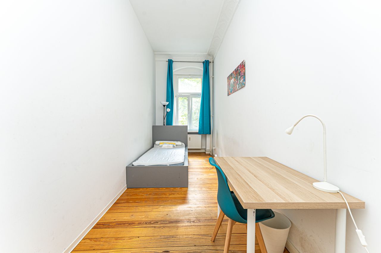 Zimmer Gabriel-Max-Straße in Berlin