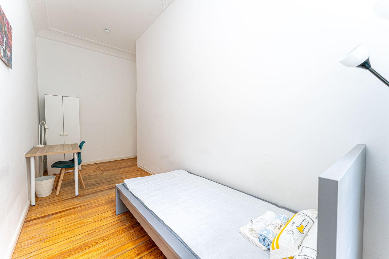 Zimmer Gabriel-Max-Straße in Berlin
