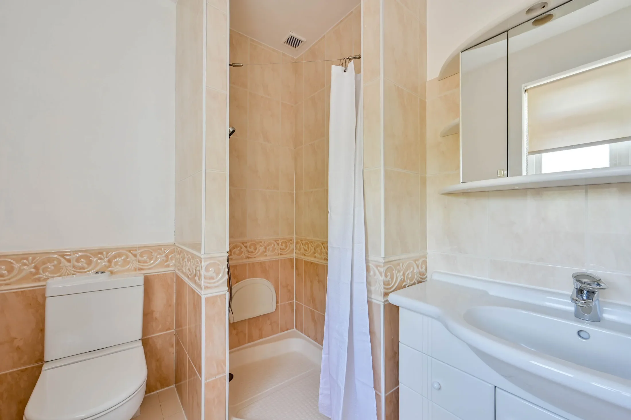House Orchard Rise in Greater London