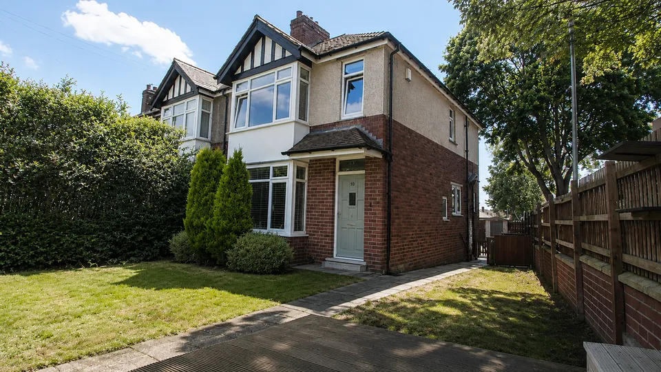 House Balne Lane in Wakefield