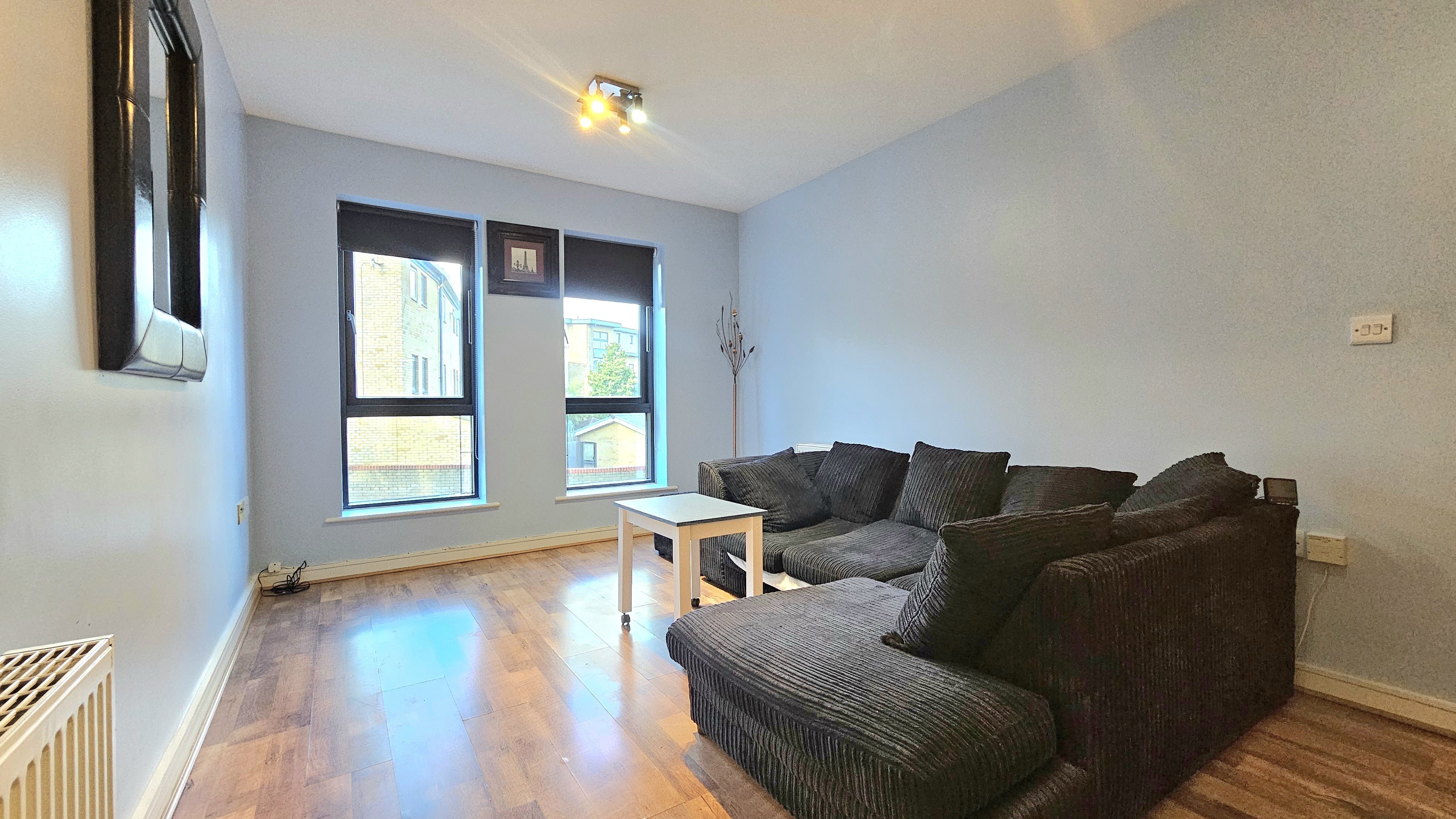 Flat Park Lane in Dartford