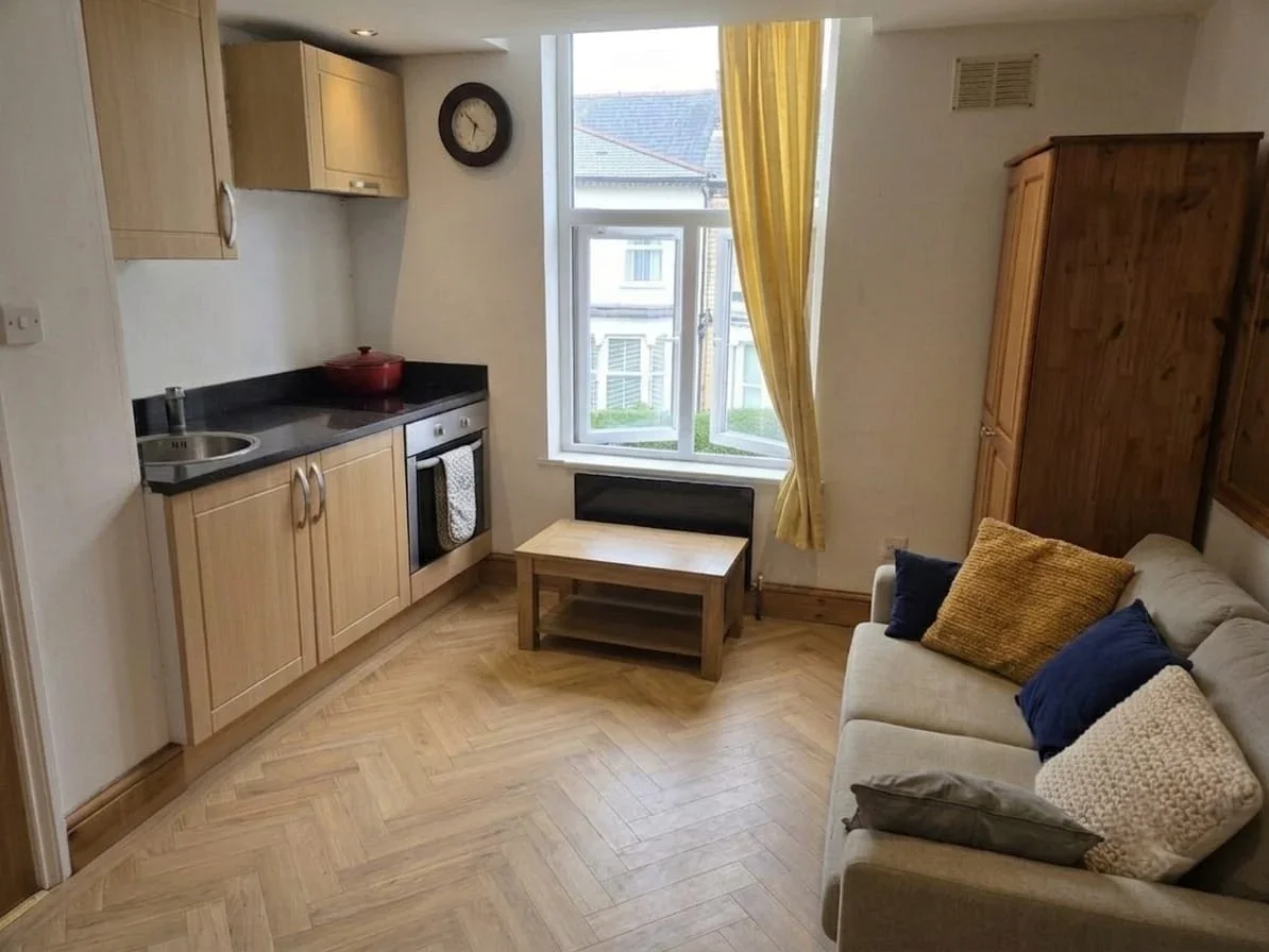 Flat Mansell Road in Greater London