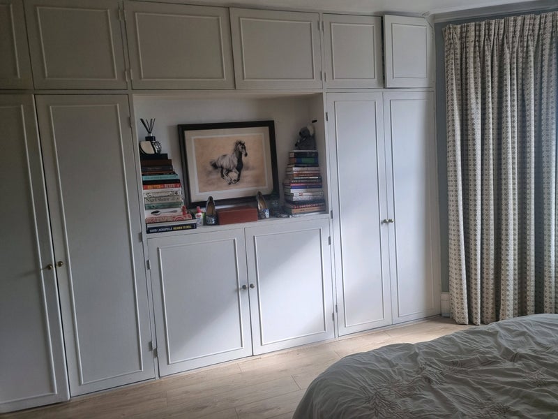 Room Garfield Road in Greater London