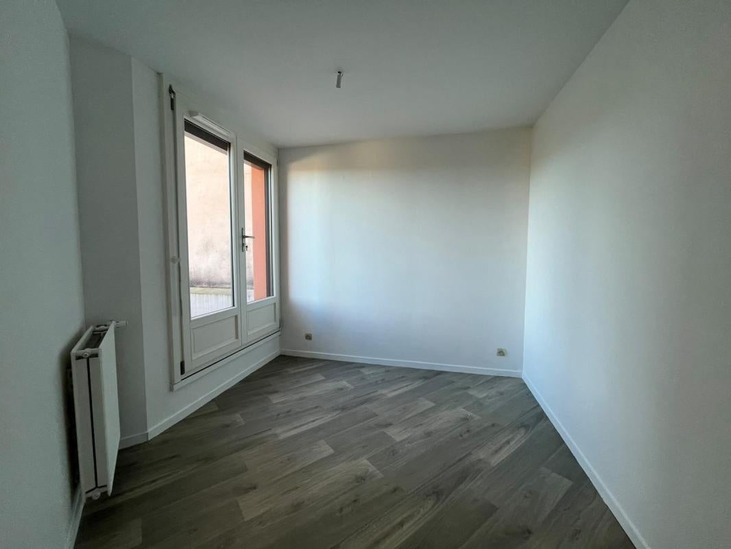 Appartement Place de la Rancune à Thizy-les-Bourgs