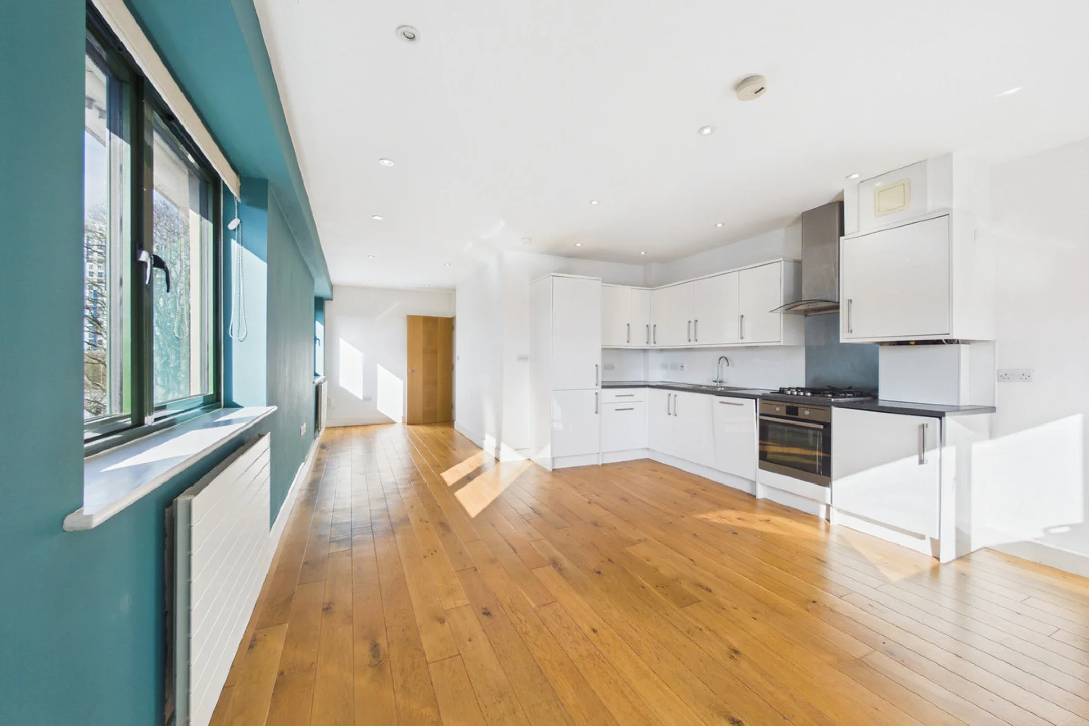Flat Corner Hall in Dacorum