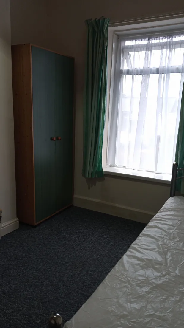 Room Windsor Street in Caerphilly