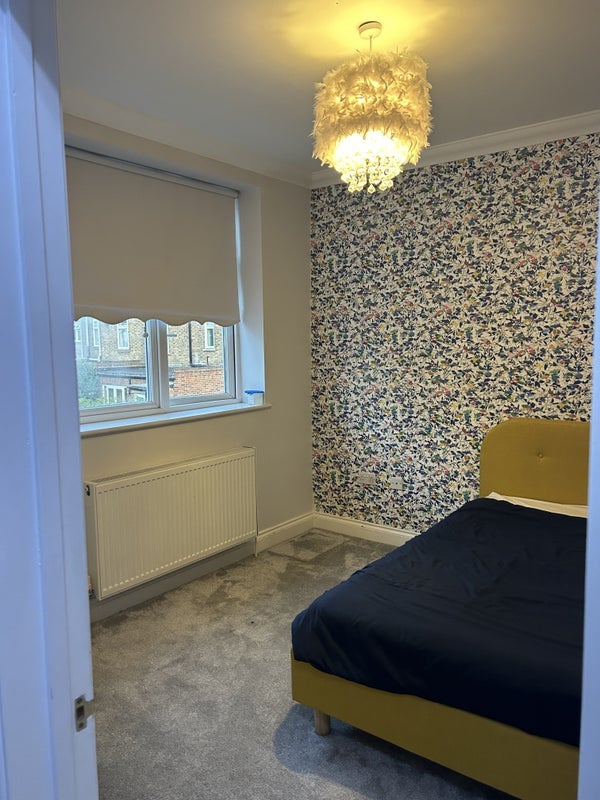 Room Gardner Road in Greater London