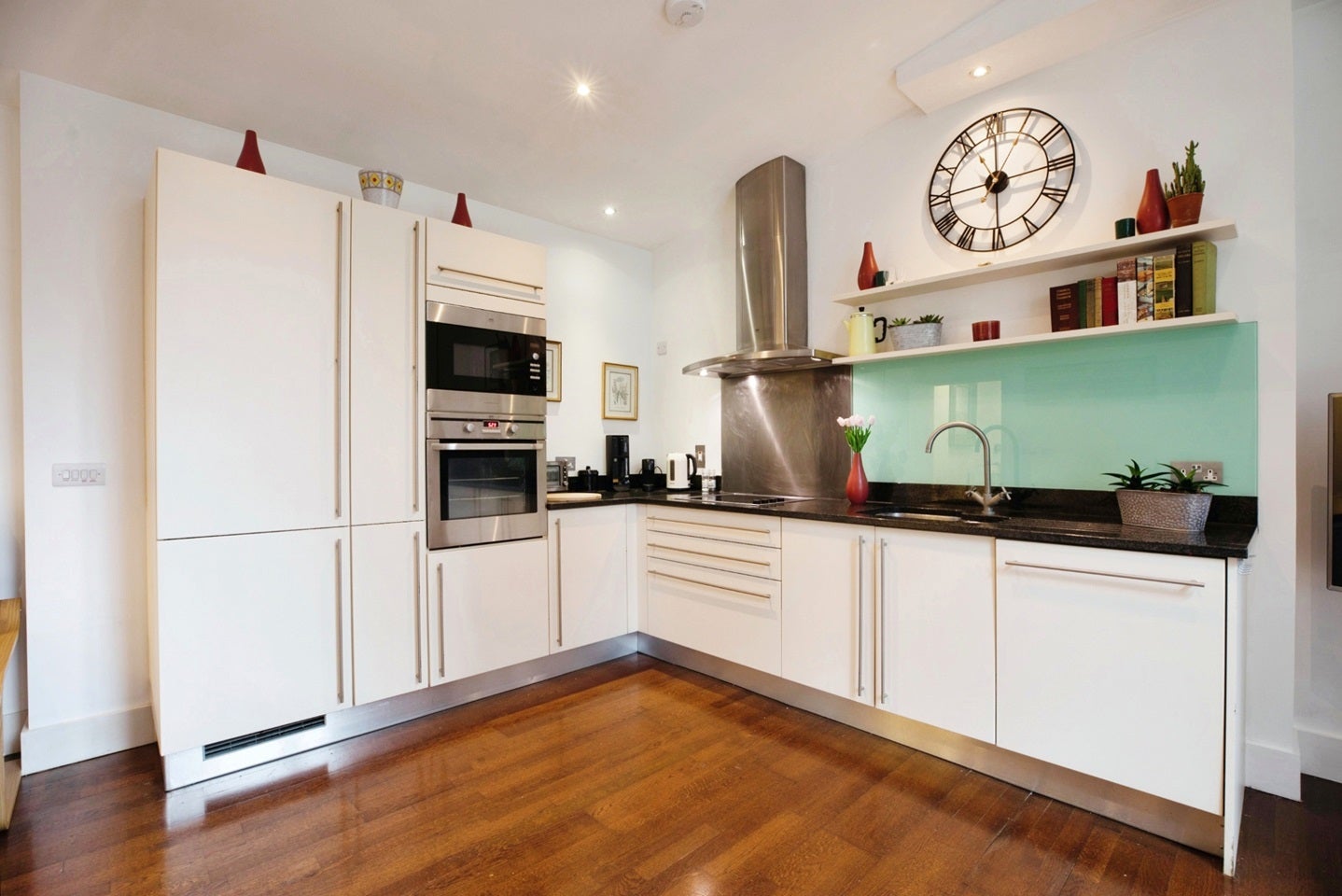 Flat Mildmay Park in Greater London