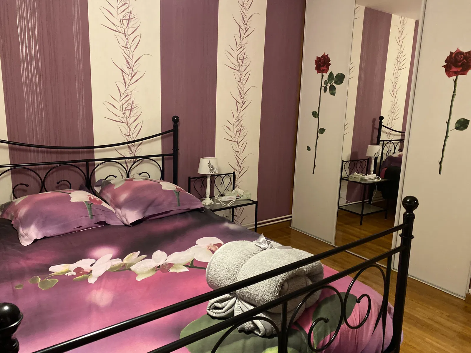 Room Rue des Hérons in Chaufour-Notre-Dame