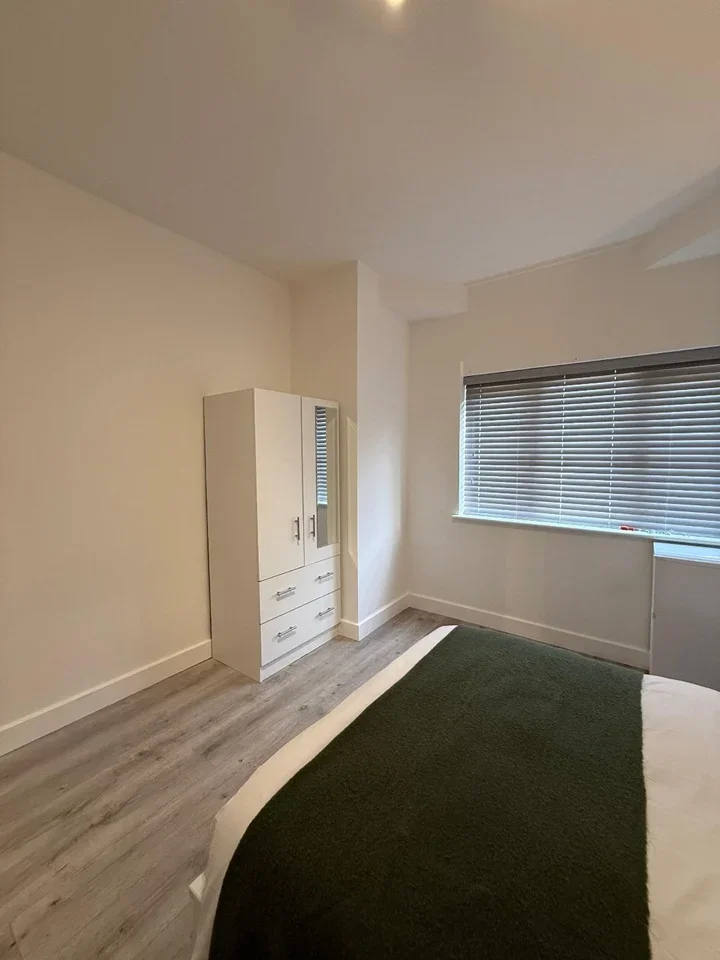 Room Marlborough Road in Watford