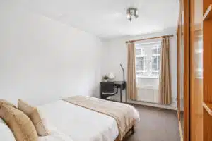 Flat Lorne Close in City of Westminster