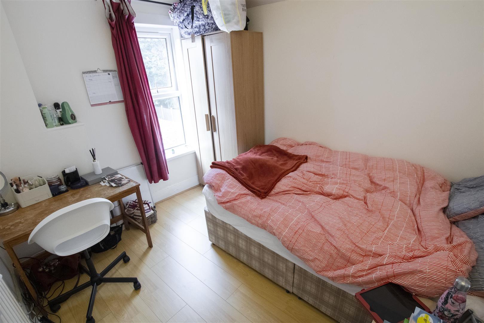 Flat Bournbrook Road in Birmingham