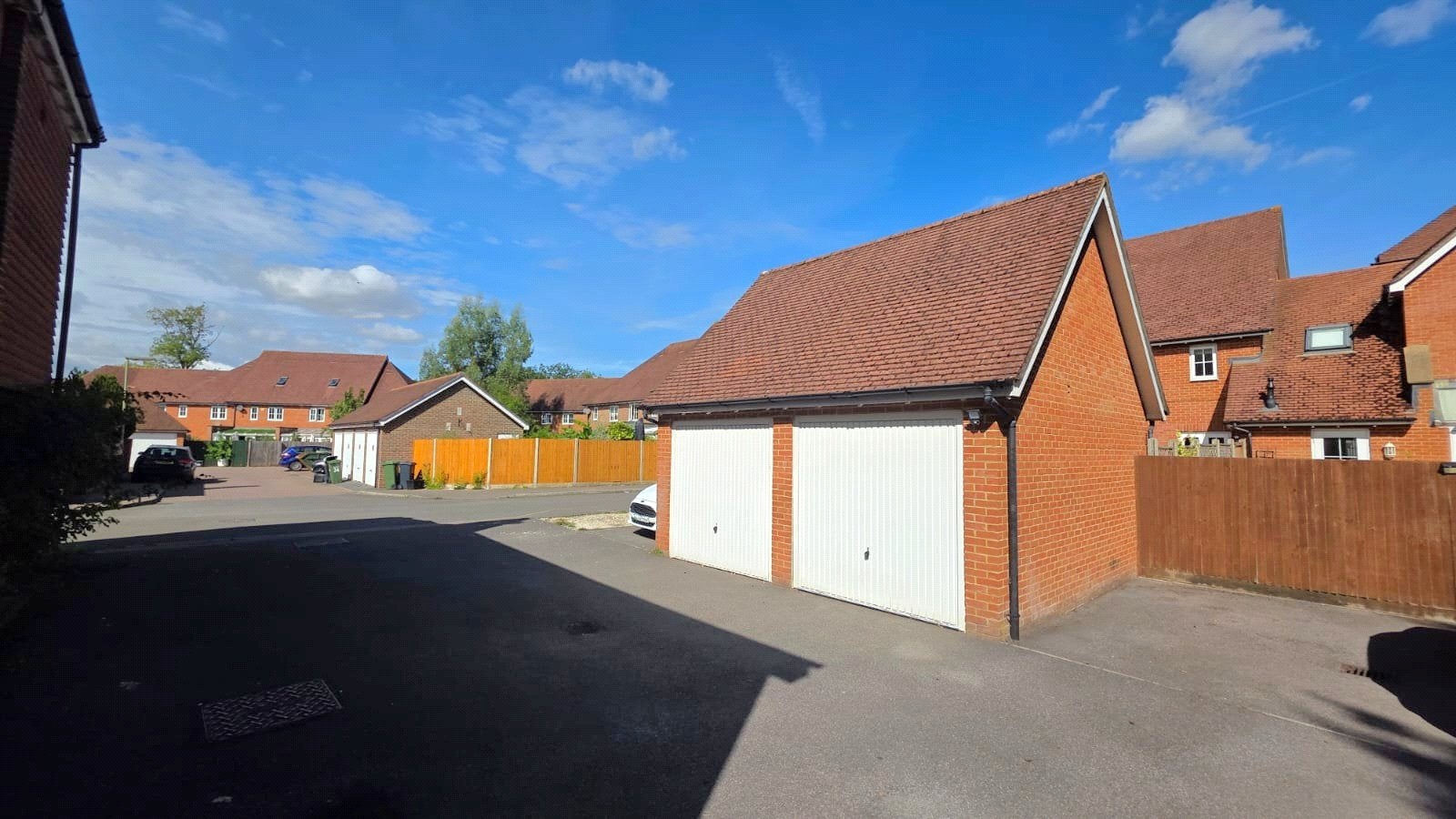 House Brookfield Drive in Horley