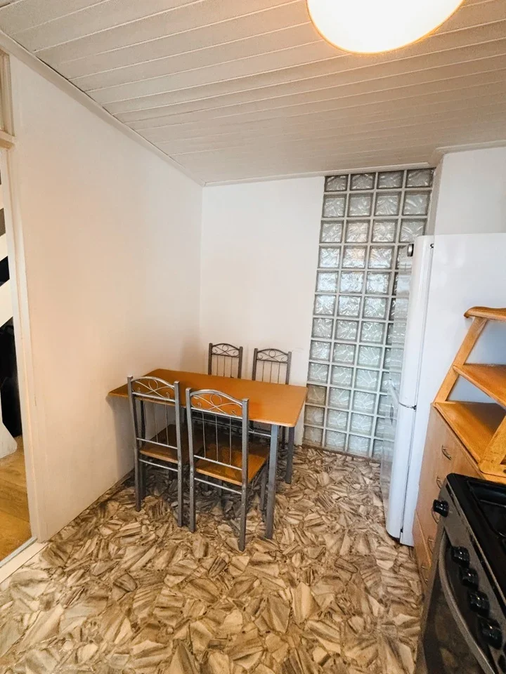 Room Haberdasher Street in Greater London