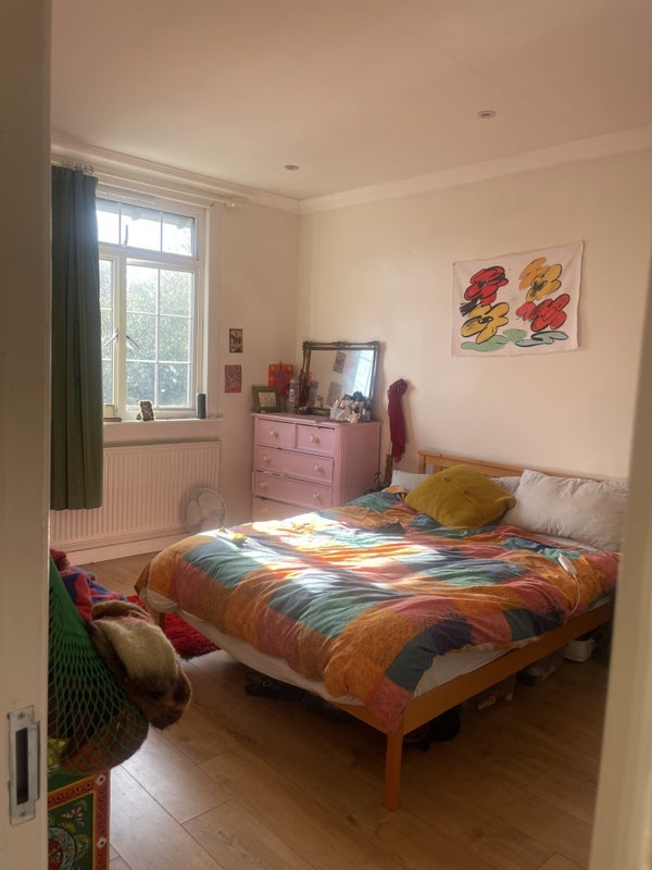 House Stokesley Street in Greater London