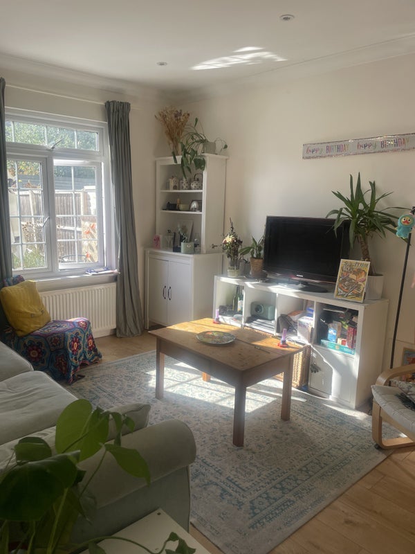 House Stokesley Street in Greater London