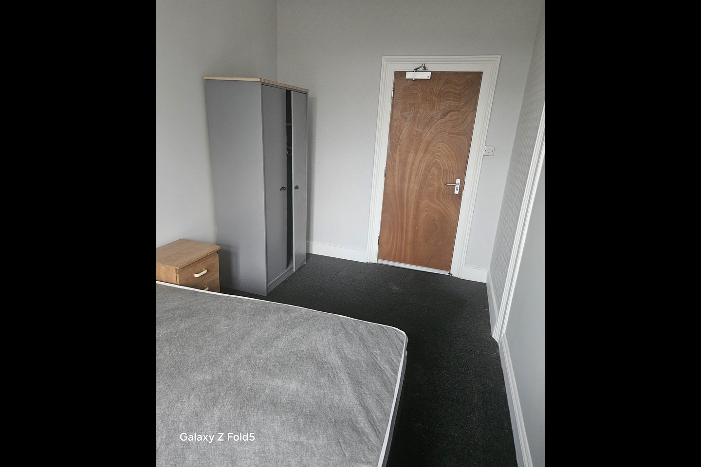 Room Bedfont Road in Greater London