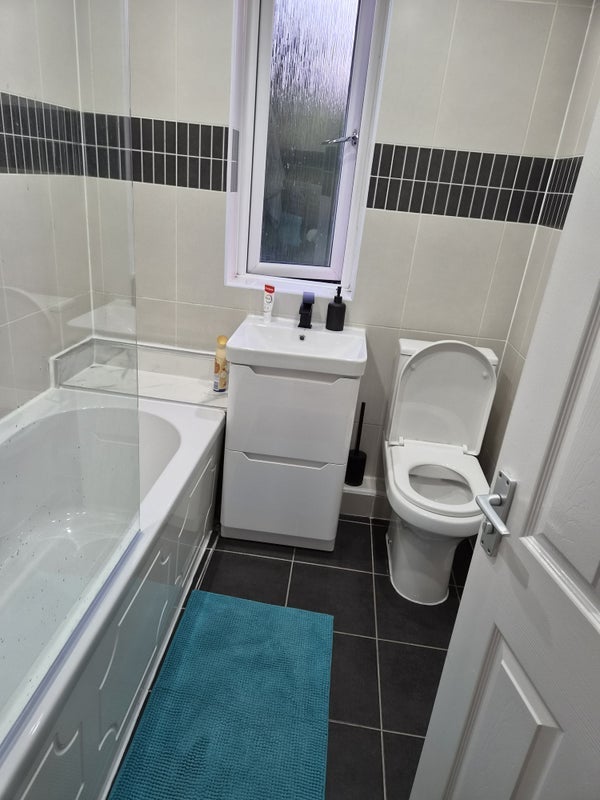 Room Farm Street in Failsworth