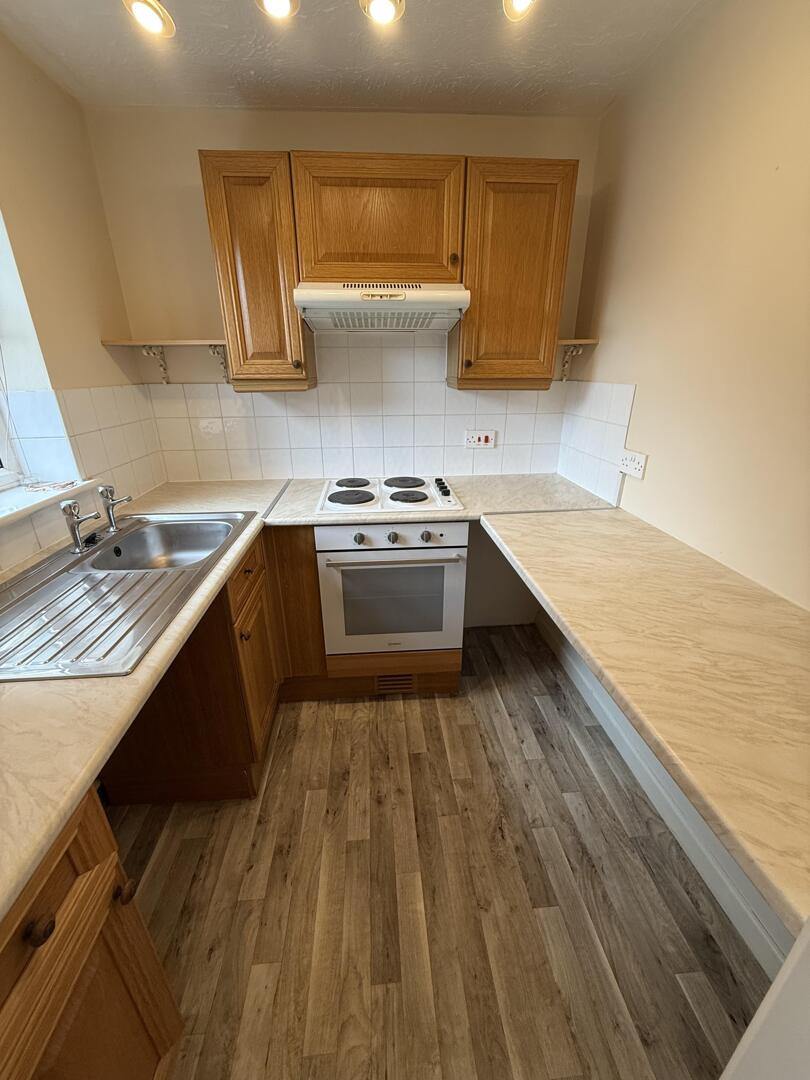 Flat New Broughton Road in Melksham