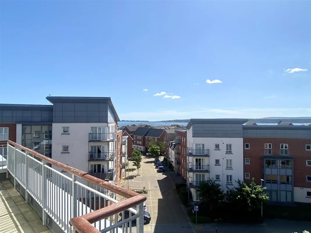 Flat Avenel Way in Poole