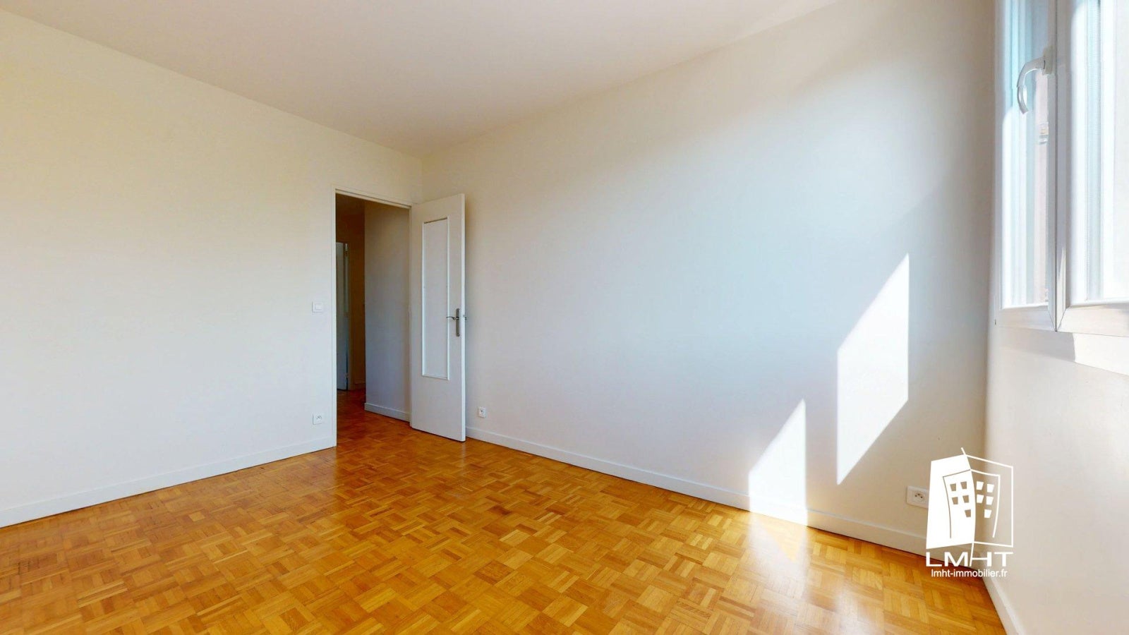 Flat Rue Troyon in Sèvres