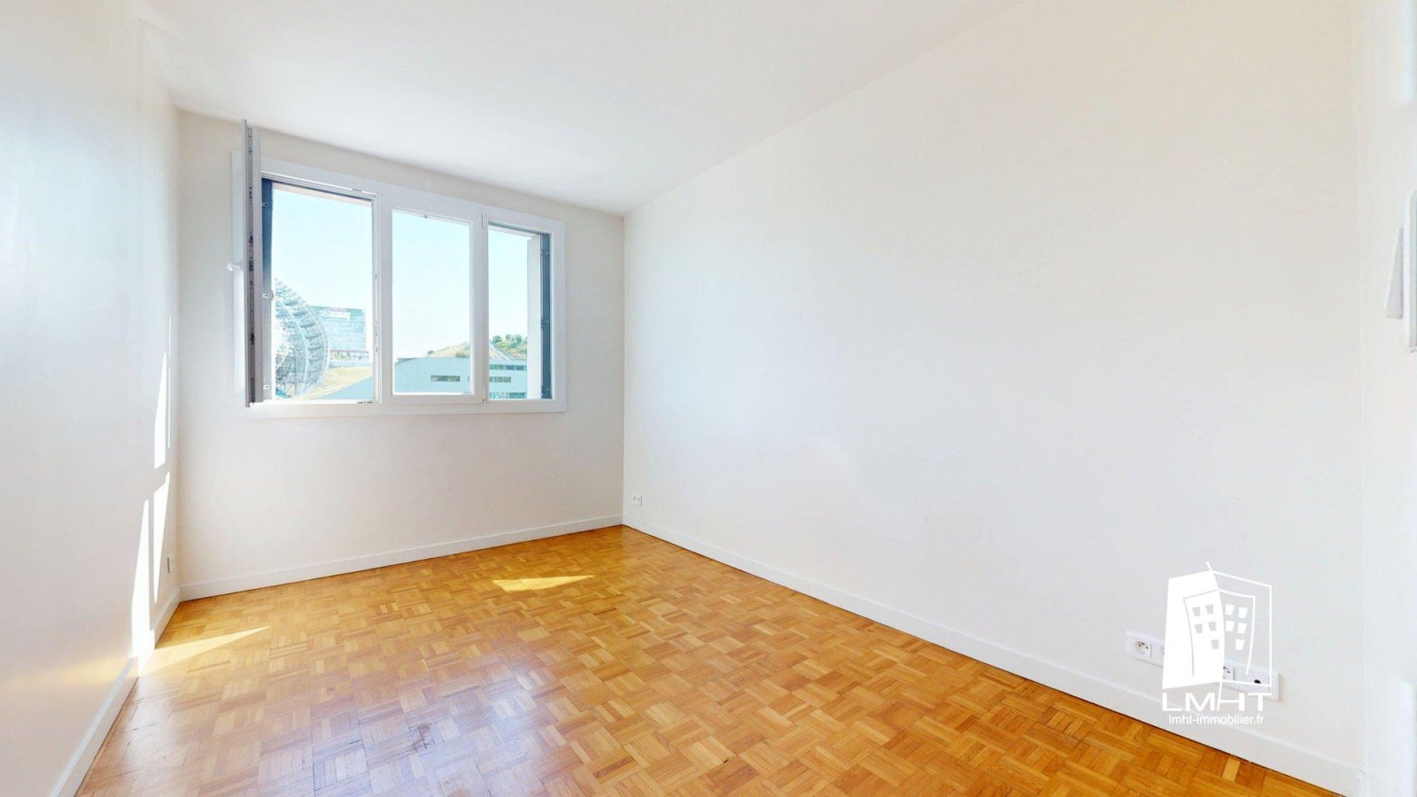 Flat Rue Troyon in Sèvres