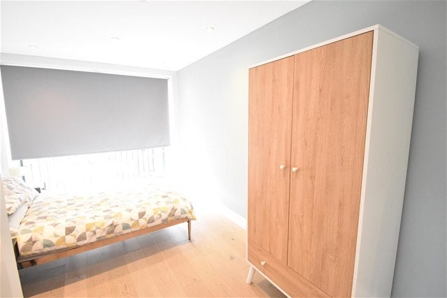 Flat Wolsey Road in Elmbridge