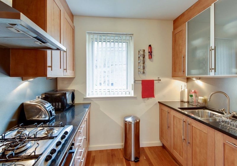 Room Holyrood Road in City of Edinburgh