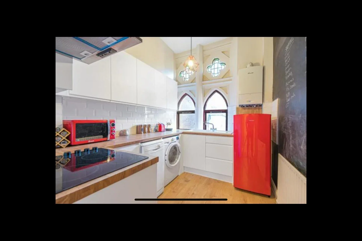 Flat Waldegrave Road in Greater London