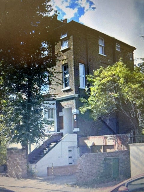 Flat Hungerford Road in Greater London