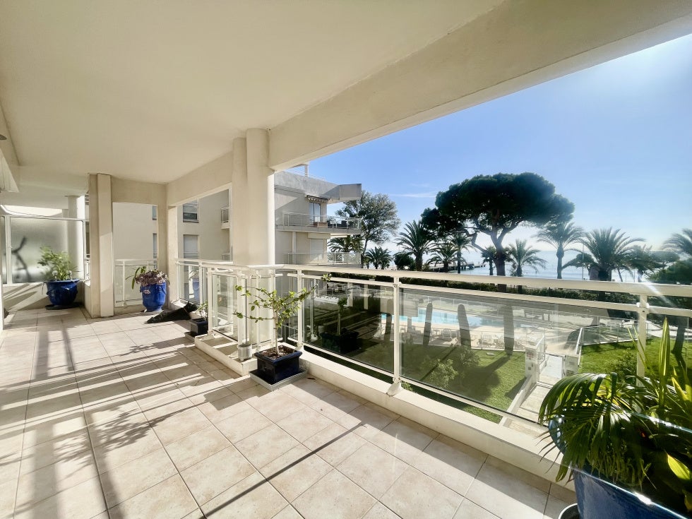 Appartement Boulevard du Midi Louise Moreau à Cannes