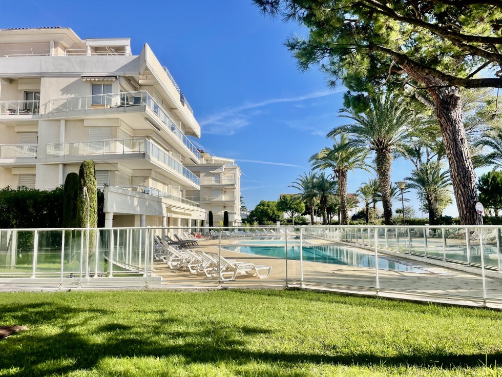 Flat Boulevard du Midi Louise Moreau in Cannes