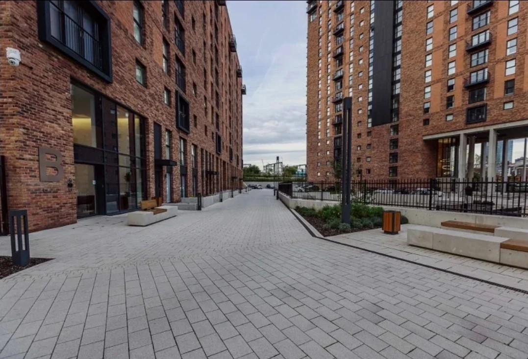 Flat Irwell River Park in Salford