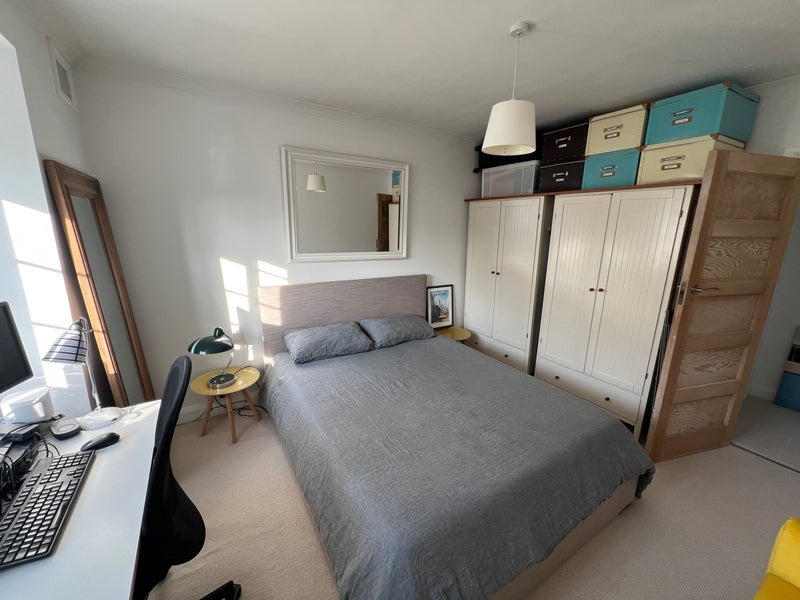 Flat Wincott Street in Greater London