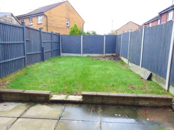 House Maytree Close in Derby