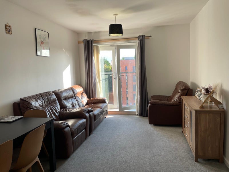 Room Derwent Street in Salford