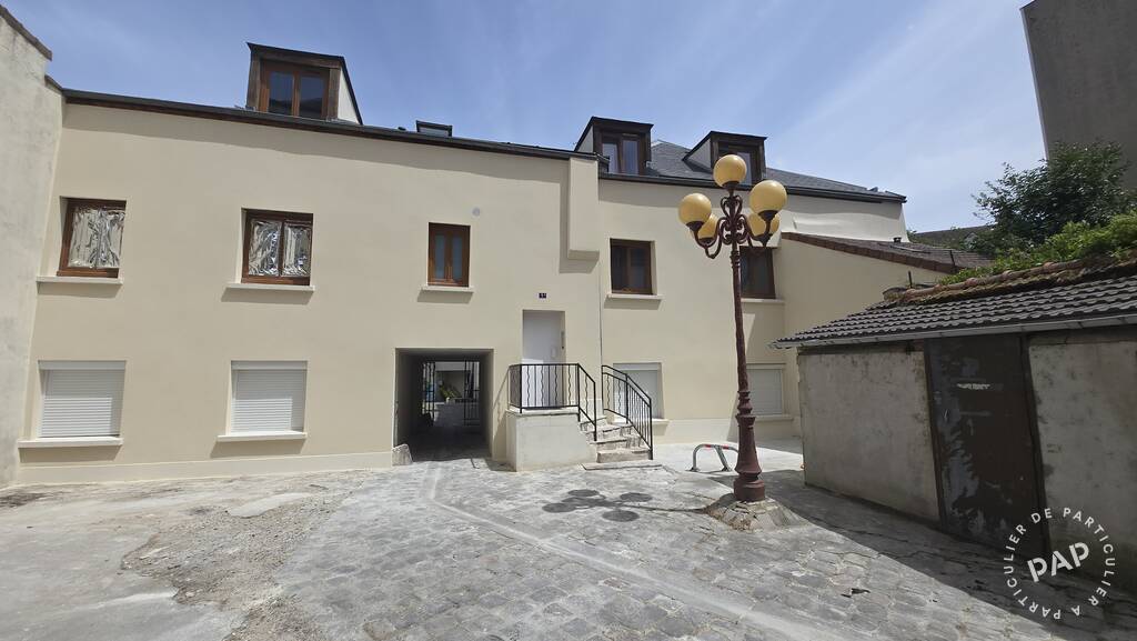 Appartement Place du Marché à Arpajon
