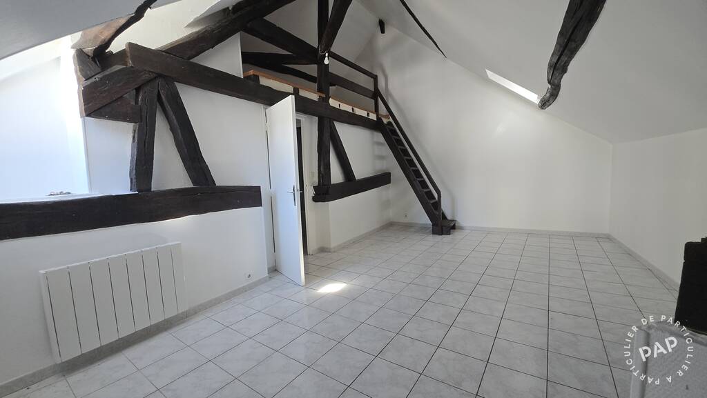 Appartement Place du Marché à Arpajon
