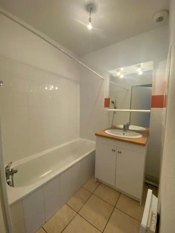 Flat Rue Francis Garnier in Pessac