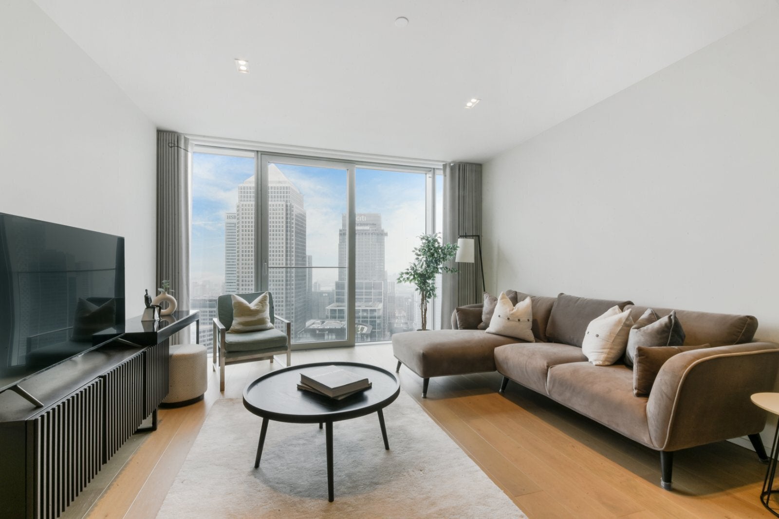 Flat Newfoundland Place in Greater London